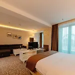 New Star Hotel
