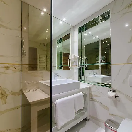 新星酒店 酒店 4*