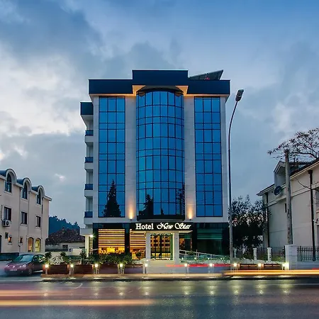 新星酒店 4* 波德戈里察