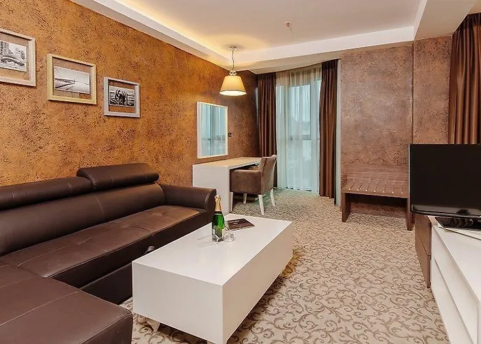 New Star 4* Podgorica