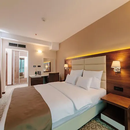 Hotel New Star 4*