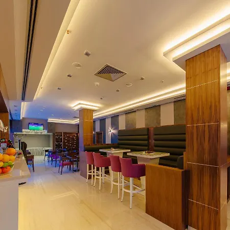 New Star 4* Podgorica