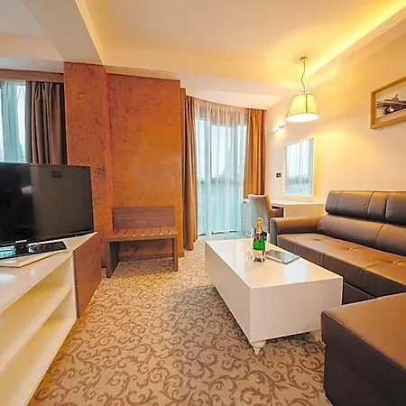 Hotel New Star 4*