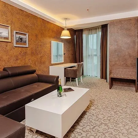 New Star 4* Podgorica