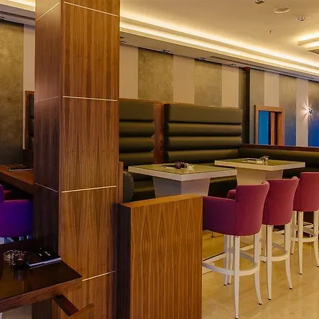 Hotel New Star 4*
